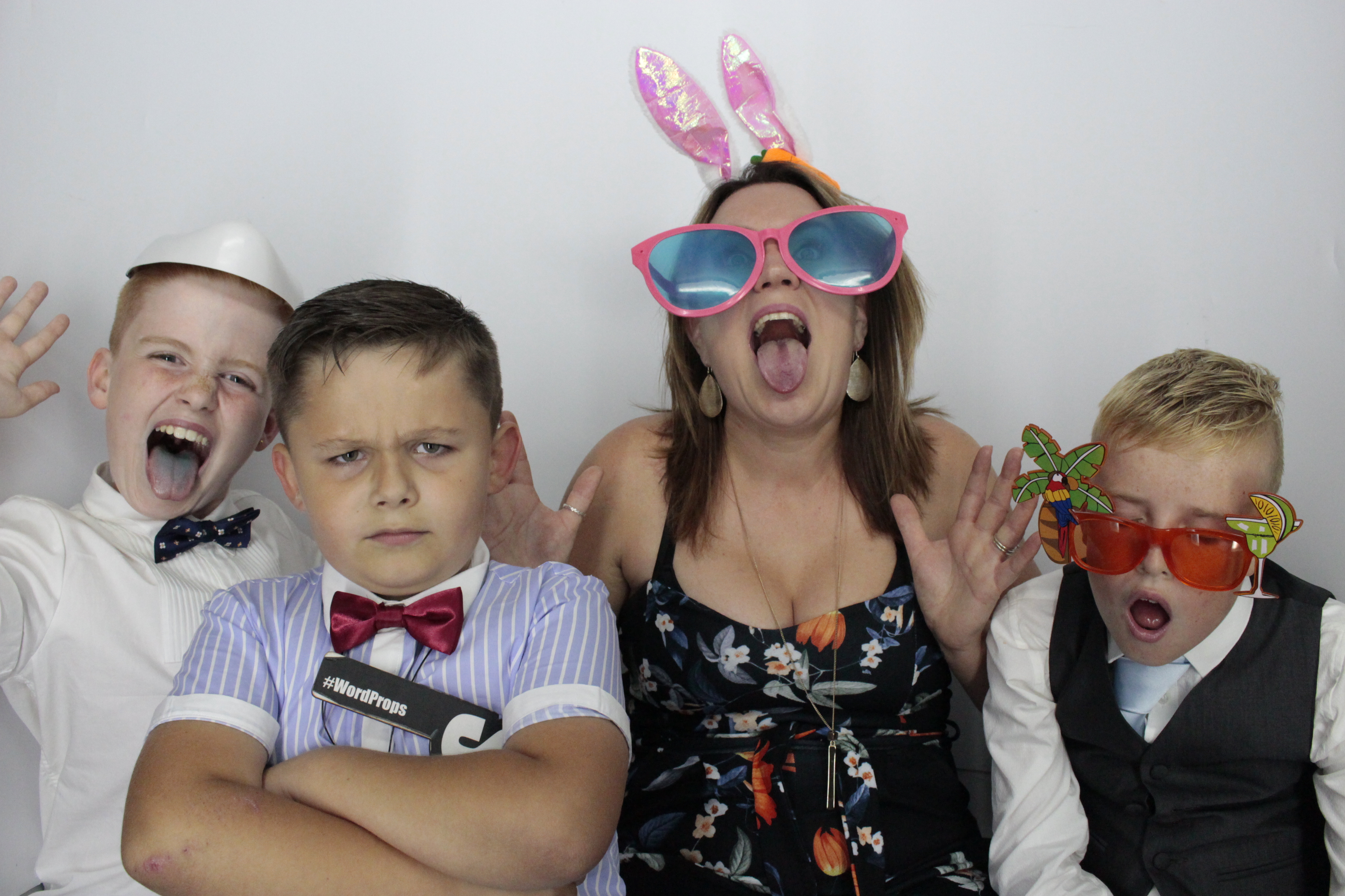 Richard & Karen's Wedding Reception | View more photos from the event at gallery.myphotoboothexperience.co.uk/u/MyPhotoBoothExperienceLtd/Richard-Karens-Wedding-Reception